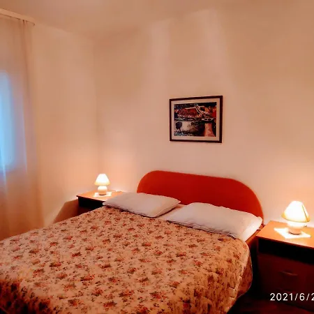 With Swimming Pool Mavarstica - Ciovo - 2053 تروغير