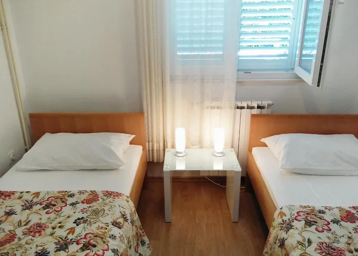 With Swimming Pool Mavarstica - Ciovo - 2053